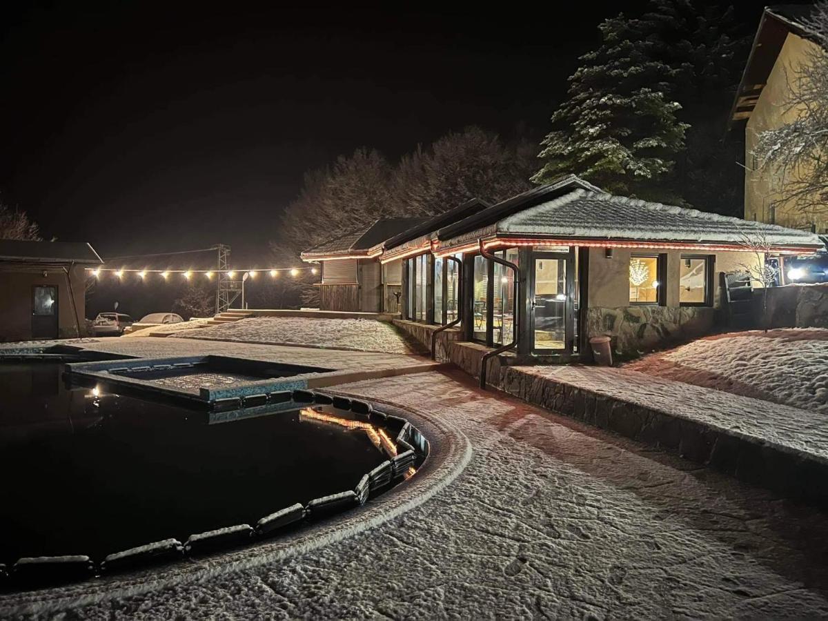 Хотелски Комплекс Саня Aprilți Exterior foto