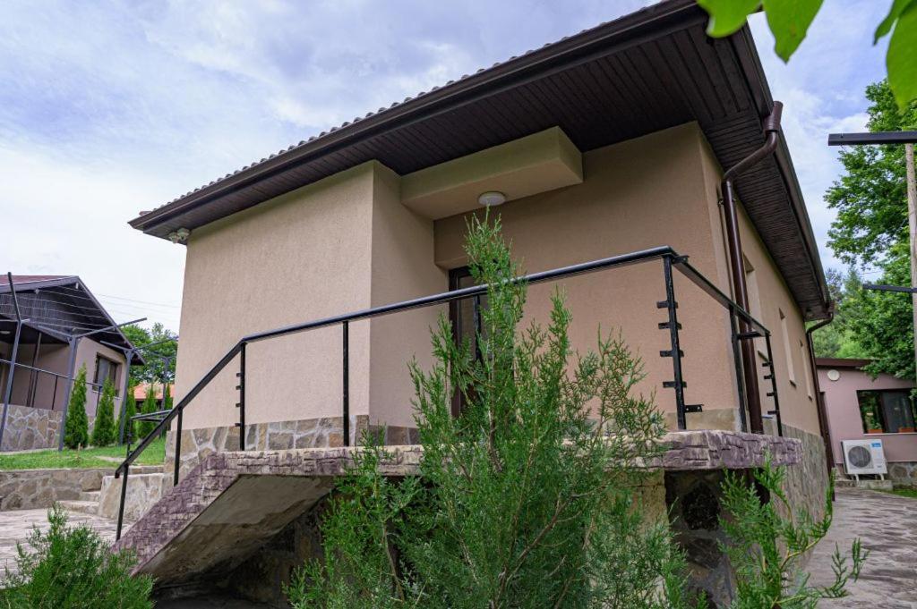 Хотелски Комплекс Саня Aprilți Exterior foto